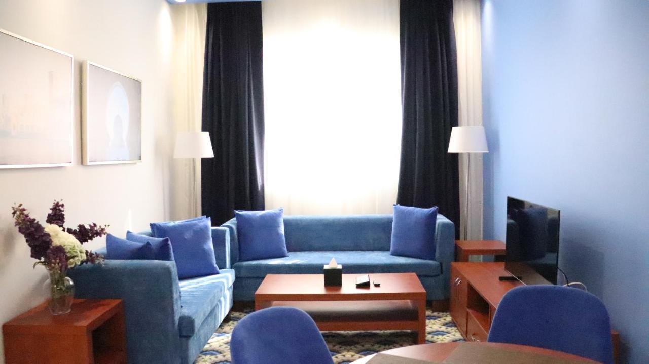 Al Riyadh Hotel Apartments Abu Dhabi Bagian luar foto