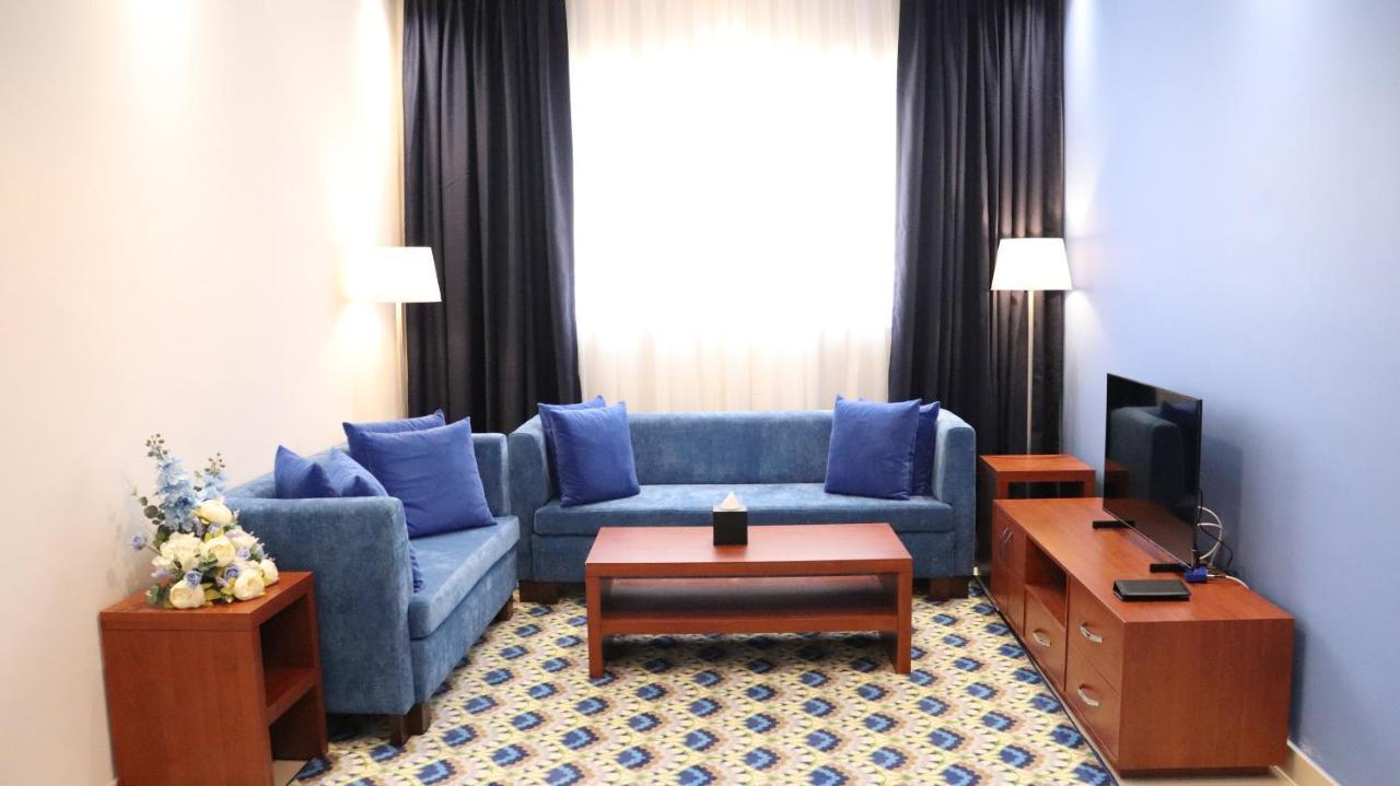 Al Riyadh Hotel Apartments Abu Dhabi Bagian luar foto