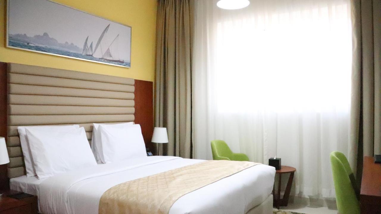 Al Riyadh Hotel Apartments Abu Dhabi Bagian luar foto